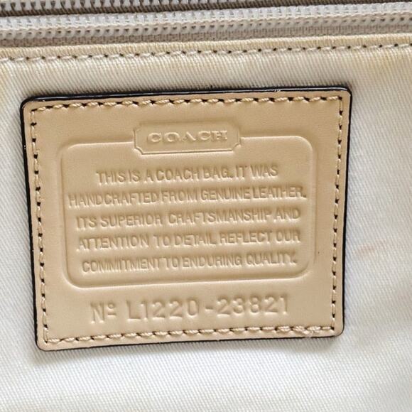 Coach Beige Leather Tote Bag - Spacious and Stylish! - Picture 9 of 14